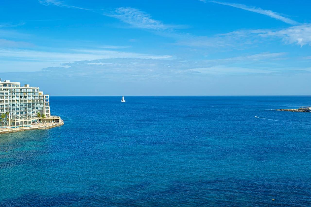 Spinola Bay Top Floor Seafront 3 Bedroom Apartment With Panoramic Sea Views - By Getawaysmalta St. Julian's Exterior foto