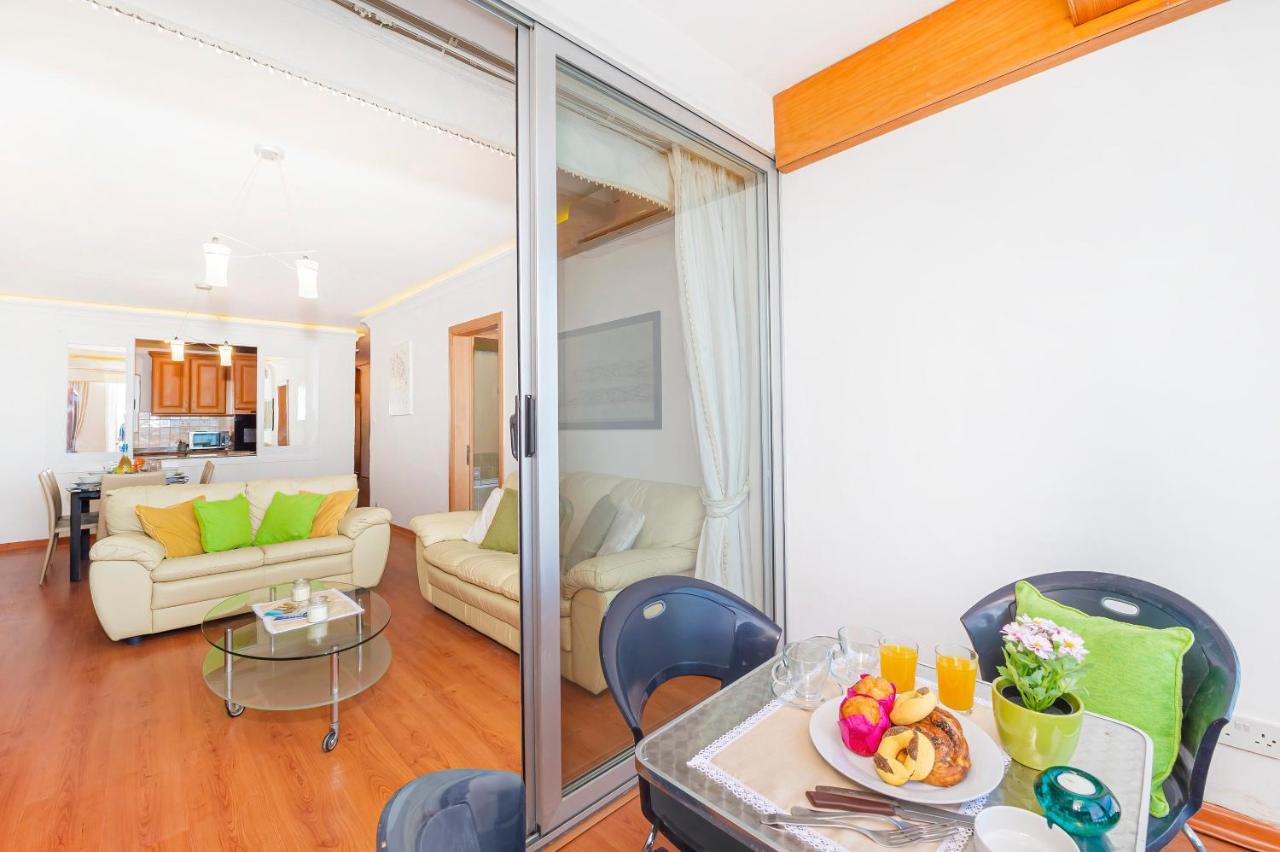 Spinola Bay Top Floor Seafront 3 Bedroom Apartment With Panoramic Sea Views - By Getawaysmalta St. Julian's Exterior foto
