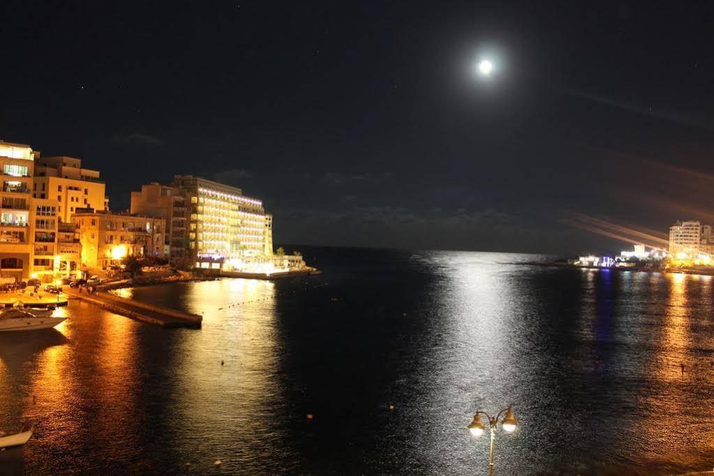 Spinola Bay Top Floor Seafront 3 Bedroom Apartment With Panoramic Sea Views - By Getawaysmalta St. Julian's Exterior foto