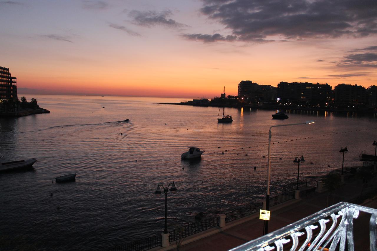Spinola Bay Top Floor Seafront 3 Bedroom Apartment With Panoramic Sea Views - By Getawaysmalta St. Julian's Exterior foto