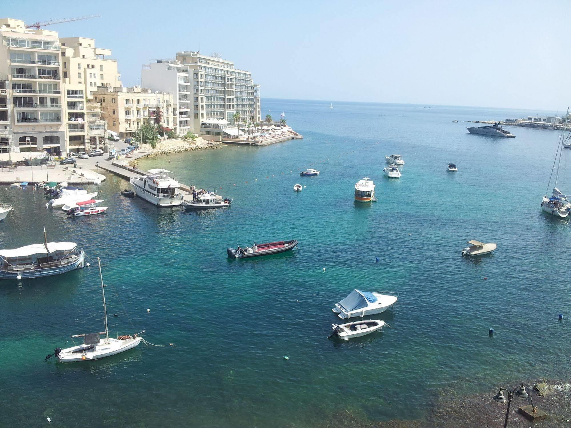 Spinola Bay Top Floor Seafront 3 Bedroom Apartment With Panoramic Sea Views - By Getawaysmalta St. Julian's Exterior foto