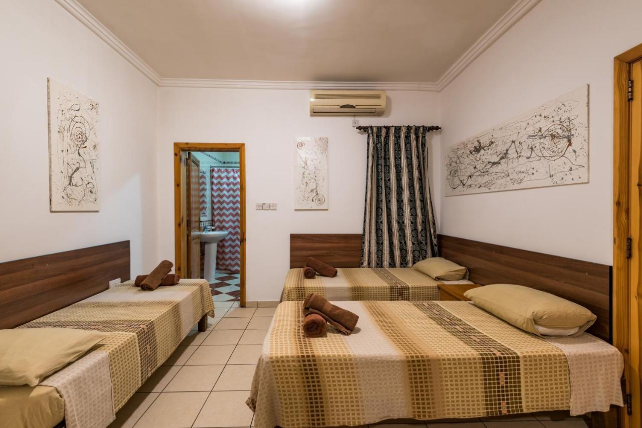 Spinola Bay Top Floor Seafront 3 Bedroom Apartment With Panoramic Sea Views - By Getawaysmalta St. Julian's Exterior foto