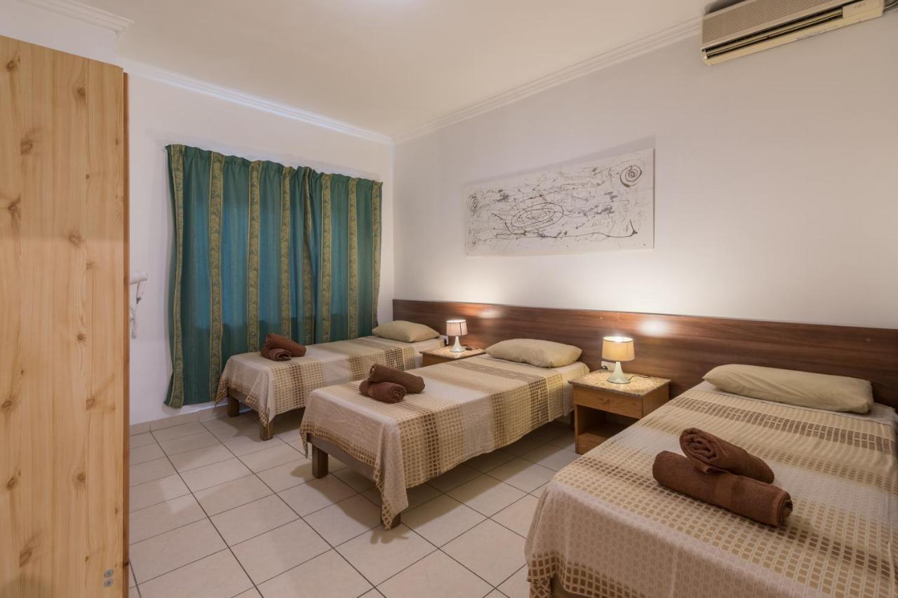 Spinola Bay Top Floor Seafront 3 Bedroom Apartment With Panoramic Sea Views - By Getawaysmalta St. Julian's Exterior foto
